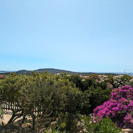 Villa Vista Mare Cala Ginepro Punta Molara Kültér fotó