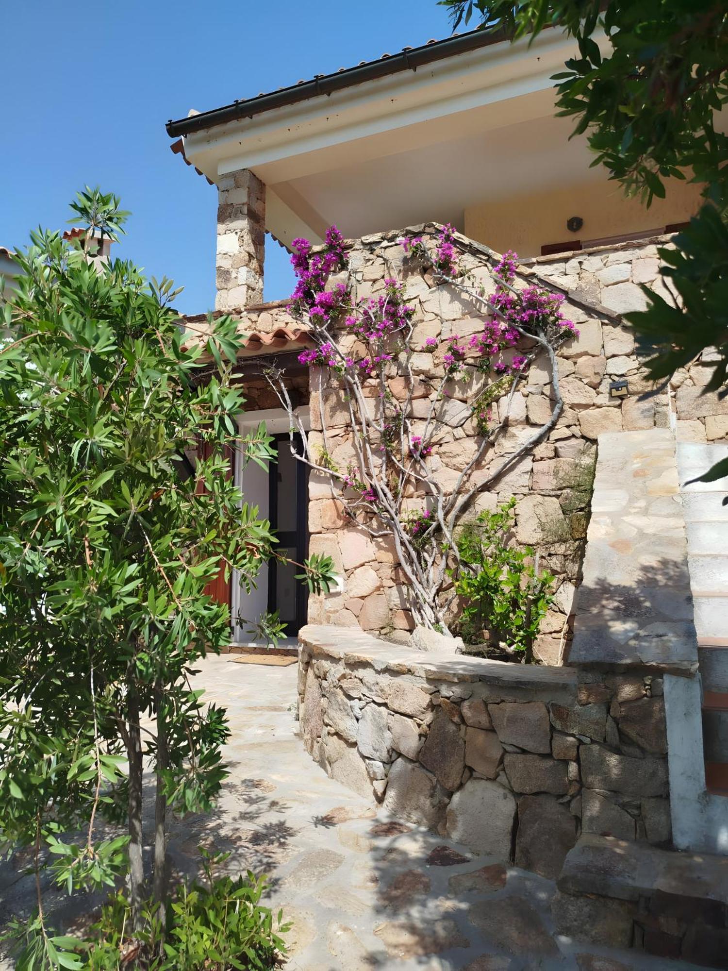 Villa Vista Mare Cala Ginepro Punta Molara Kültér fotó