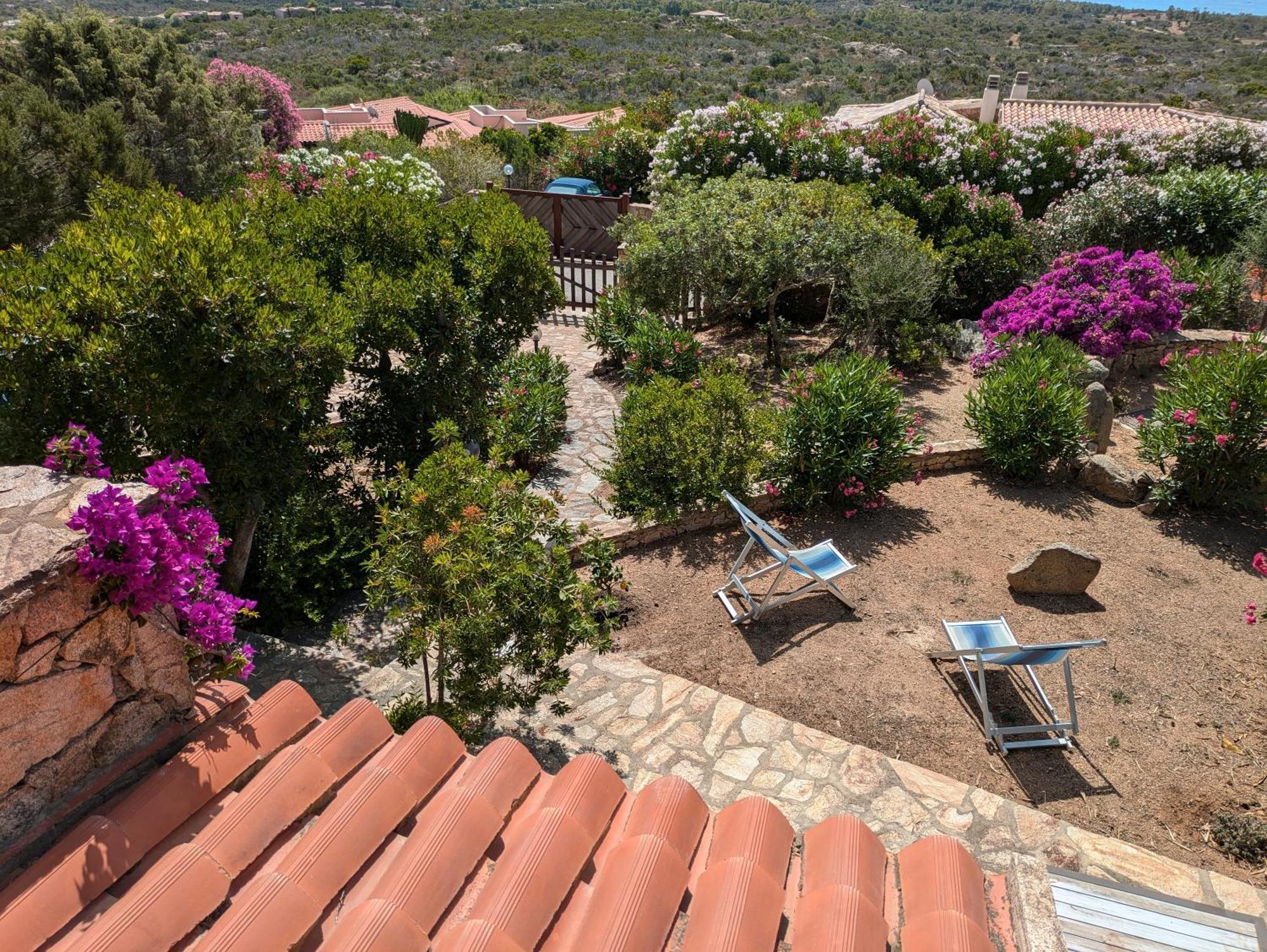 Villa Vista Mare Cala Ginepro Punta Molara Kültér fotó